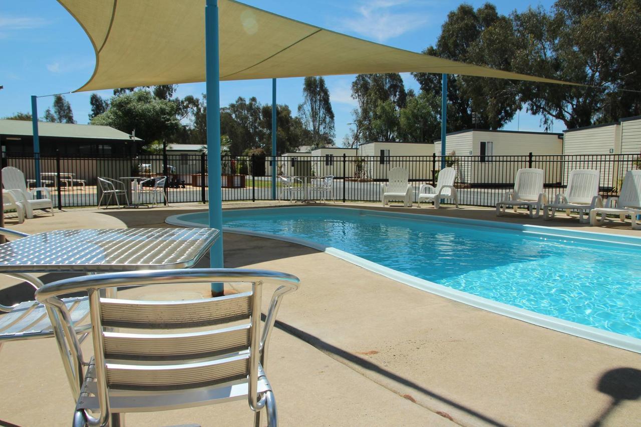 Big4 Moama Holiday Park Exterior photo